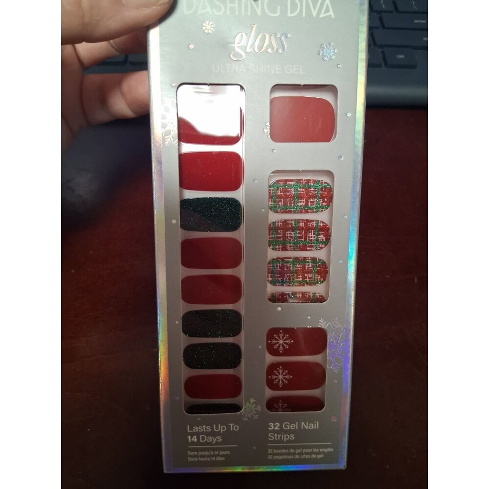 NEW Dashing Diva Gloss Ultra Shine Gel Christmas Nail Decals Dad Plaid - Picture 2 of 3